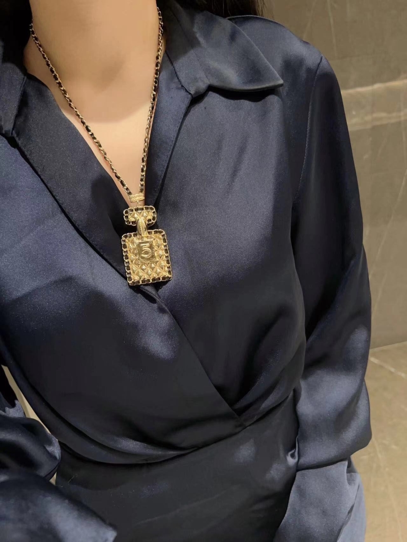 Ch**el necklaces